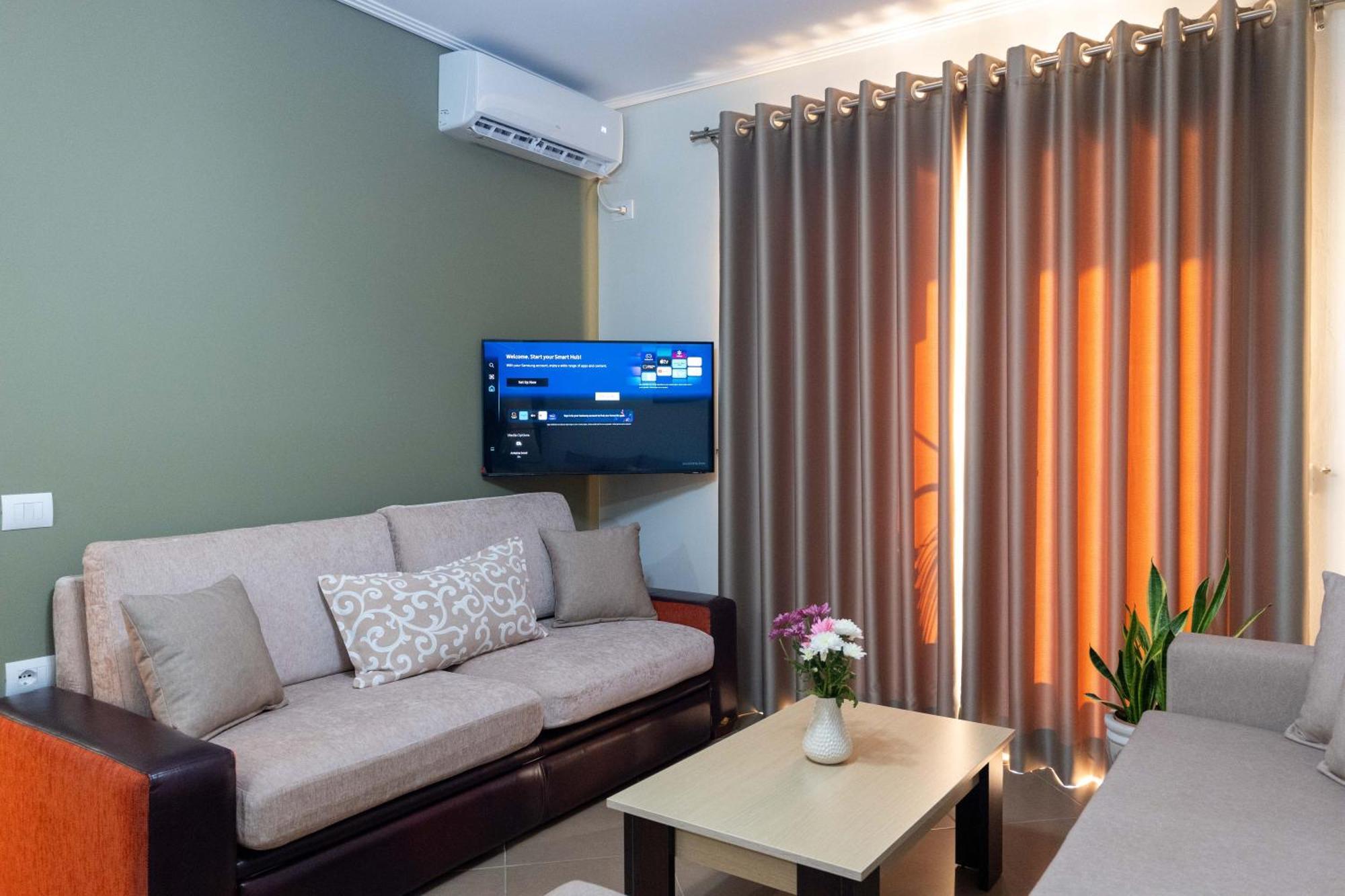 Cavo Paradise Sarandë Habitación foto